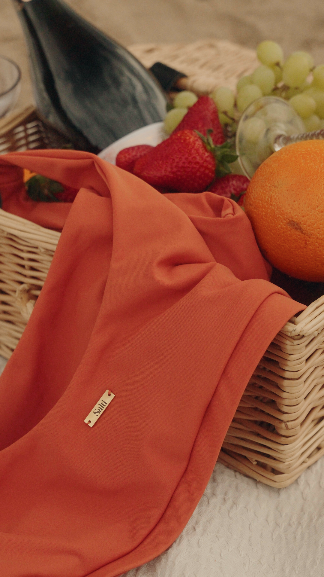 DAISY SCOOP TOP – APRICOT / PISTACHIO